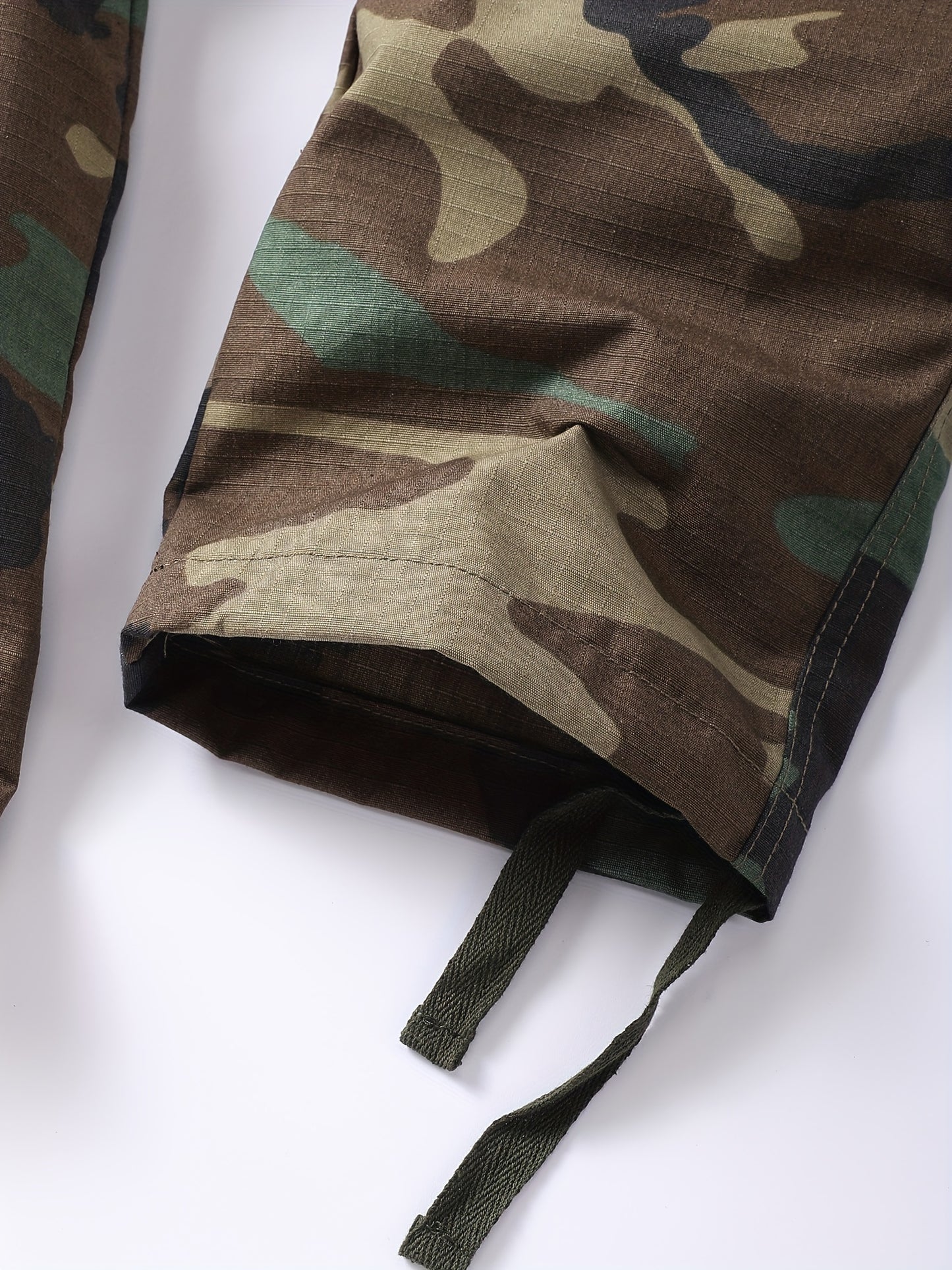 Mens Cargo Work Pants - Stylish Camo Cargo Pants with Rugged Ripstop Fabric - Lightweight, Durable & Comfortable for Outdoor Adventures, Everyday Wear & Work - Spacious Multi-Pocket Design, No Belt Needed